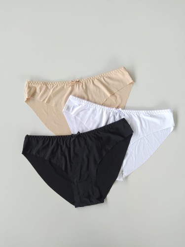 MAJTKI BEZSZWOWE.jpg