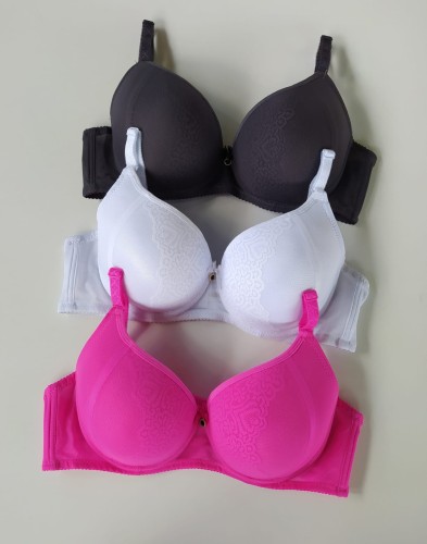 biustonosz miseczka C modelujacy.jpg