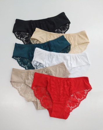 Majtki prążkowane z koronką Darla