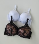 Biustonosz miseczka C Cady z ozdobną koronką