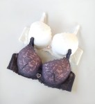 Biustonosz miseczka D z zawieszką serce Eris 