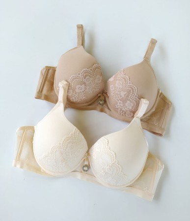 Biustonosz miseczka B Fanny delikatnie modelujący