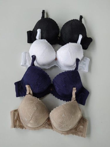 Biustonosz miseczka B duży push-up Ramona.jpg