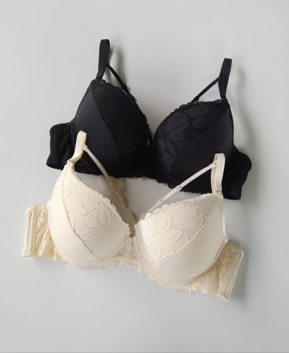 Biustonosz Tara półgładki z koronkowym obszyciem miseczka D