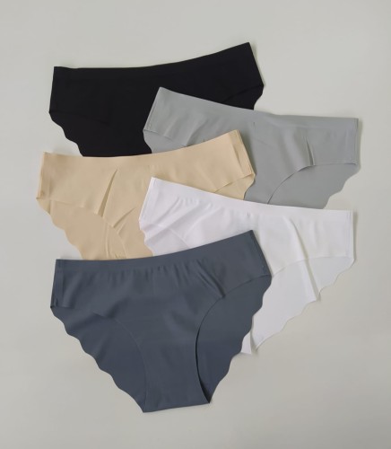 Majtki gładkie Selene