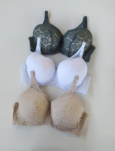 Biustonosz miseczka D z małym push-up Sara montello