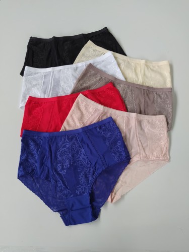 Majtki damskie duże rozmiary z ozdobnym wzorem – Griet montello