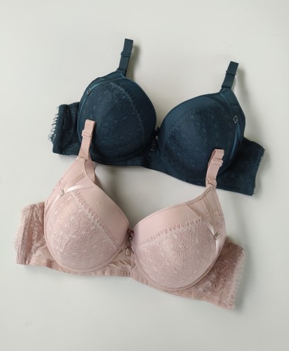 Usztywniany biustonosz D z ozdobnymi tasiemkami Sakura montello