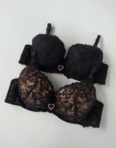 Biustonosz miseczka D z uroczym serduszkiem Eris montello