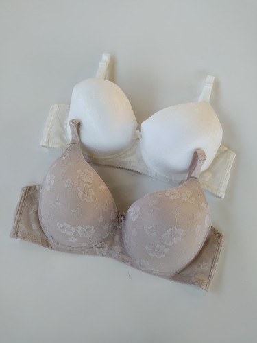 Biustonosz miseczka D Holy montello