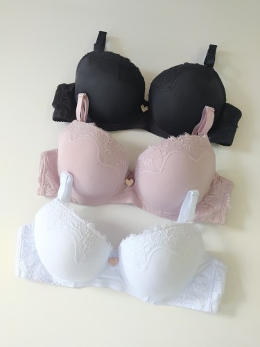 Biustonosz z półkoronką miseczka C Marysia montello .jpeg