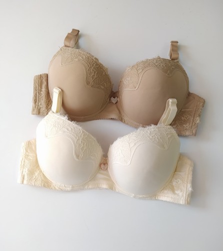 Biustonosz miseczka C zapinany na 2 haftki Marysia montello.jpeg