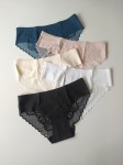 Majtki gładkie z koronką Susan