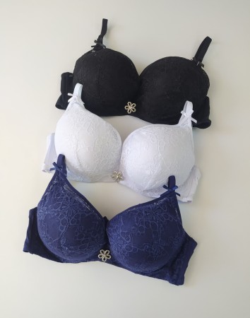 Biustonosz miseczka C push-up koronkowy Noelia