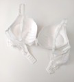Biustonosz miseczka C push-up z koronką i ręką Adama Stella tył.jpg
